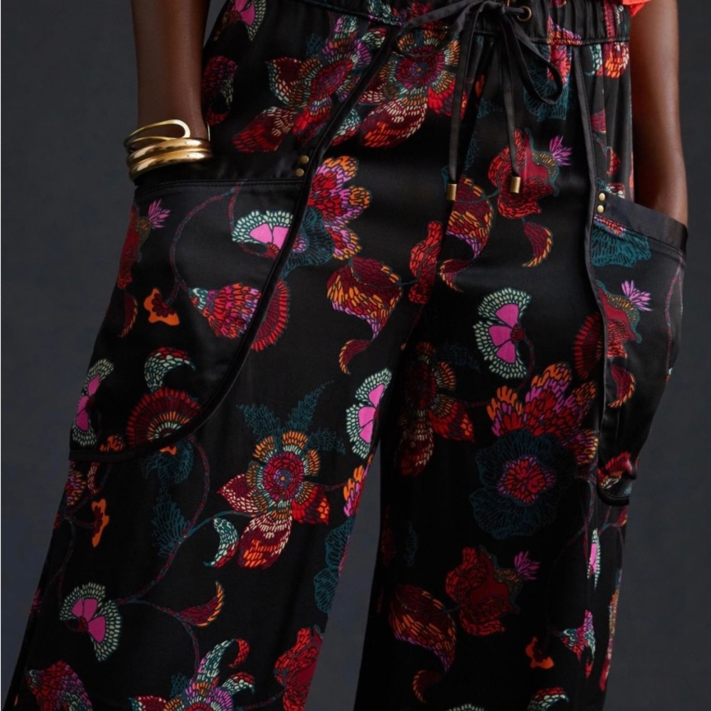 NWT By Anthropologie the Silky Satin Balloon Leg Cargo Pants - Picture 5 of 7